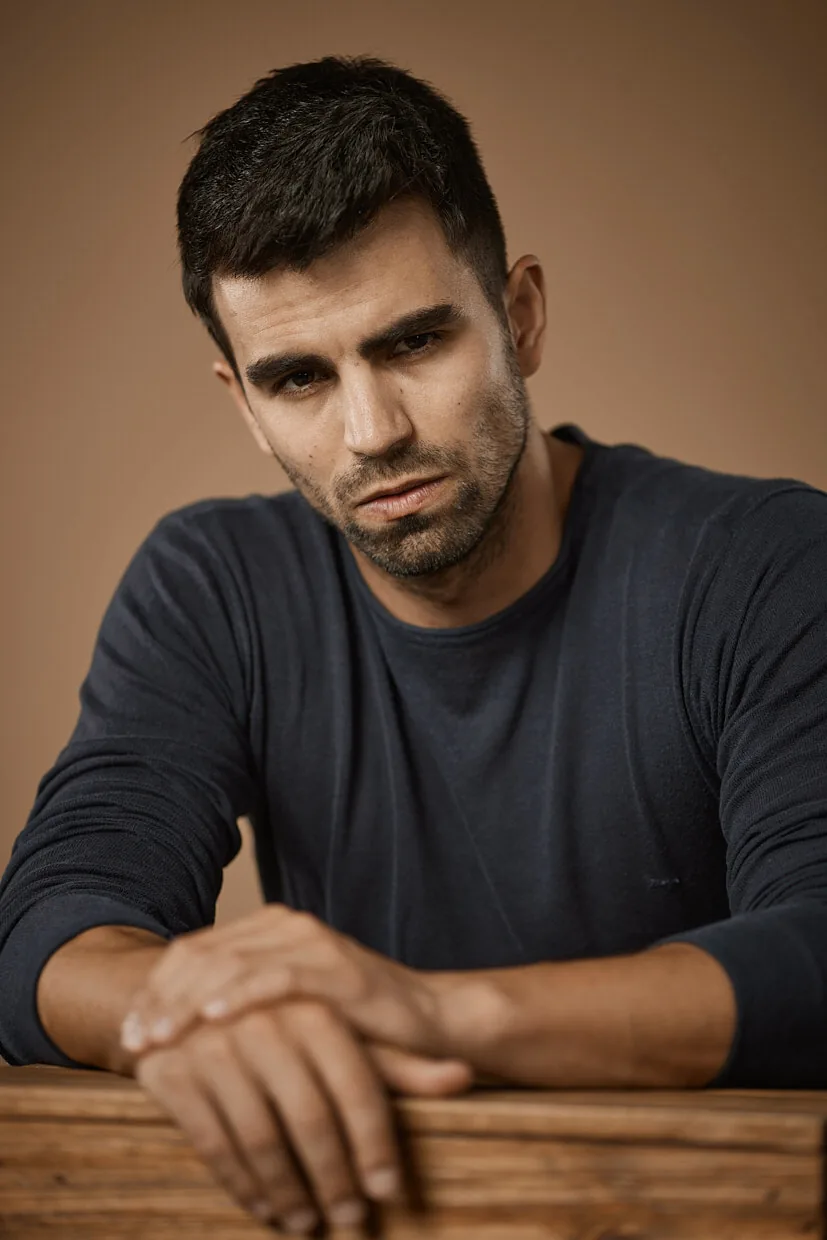 Lucas Brinckmann em retrato de perfil